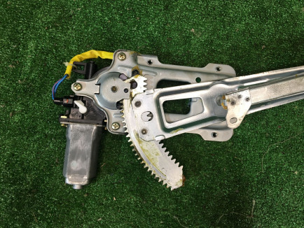 Right rear window regulator SUBARU LANCASTER OEM 62188AE000, 62222AE000 BH9 1998