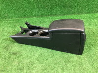手套箱与扶手 SUBARU LEGACY OEM 92114AG120JC, 92113AG050JC, 66150AG010JC, 66150AG070JC BP5 BL5 BLE BPE BP9 2006 silver 39D
