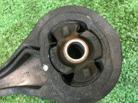 Apoio superior da caixa SUBARU LEGACY OEM 41040FE000 BP5 BL5 2006 EJ20X
