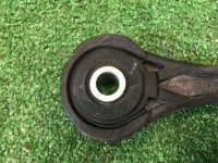 Apoio superior da caixa SUBARU LEGACY OEM 41040FE000 BP5 BL5 2006 EJ20X