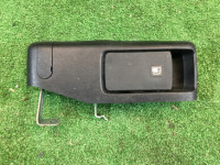 คันโยกเปิดฝาถังน้ำมัน 57345AG000, 57345AG000 SUBARU LEGACY