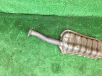 ท่อไอเสียท่อนกลาง SUBARU LEGACY OEM 44201AG000 BP5 BL5 2006 EJ20X