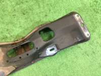 Travessa dianteira SUBARU LEGACY B4 OEM 20101AE013 BEE BHE 2002 EZ30
