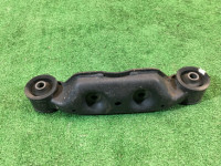 Soporte del diferencial SUBARU LEGACY B4 OEM 41310AE020 BEE BE9 BE5 2002 EZ30
