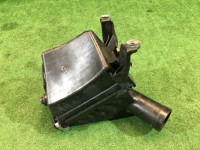 Корпус воздушного фильтра SUBARU LEGACY B4 OEM 46051AE000, 46052AE001 BEE BHE 2002 EZ30