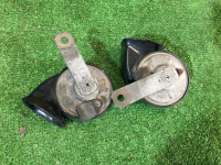 ホーン SUBARU LEGACY B4 OEM 86012AE070, 86012AE060 BEE BHE BE5 BE9 BH5 BH9 2002 EZ30