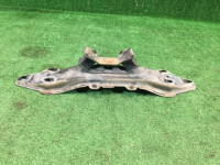 คานรองเกียร์ 41011AE010, 41022AE120 SUBARU LANCASTER