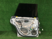 Porta traseira esquerda SUBARU LANCASTER OEM 60400AE430 BH9 BHE 2001 grey 1U2