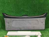 バックドアトリム SUBARU LANCASTER OEM 94320AE011AC BH9 BHE BH5 2001 grey 1U2