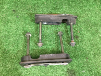 สเปเซอร์หน้า 20511AE000, 20510AE030 SUBARU LANCASTER