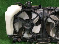 Radiador do motor SUBARU LANCASTER OEM 45111AE002 BH9 BE9 BH5 BE5 2001 EJ254