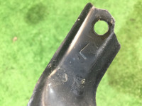 Soporte izquierdo del parachoques delantero SUBARU LANCASTER OEM 57707AE240 BHE BH9 2000 Beige 8L5