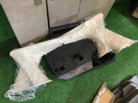 Tapizado del maletero SUBARU LANCASTER OEM 94047AE020AD, 94047AE030AD, 95066AE030GG, 95066AE020GG BHE BH9 BH5 2000 Beige 8L5