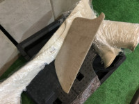 Tapizado del maletero SUBARU LANCASTER OEM 94047AE020AD, 94047AE030AD, 95066AE030GG, 95066AE020GG BHE BH9 BH5 2000 Beige 8L5