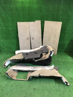 后备箱饰板 94047AE020AD, 94047AE030AD, 95066AE030GG, 95066AE020GG SUBARU LANCASTER