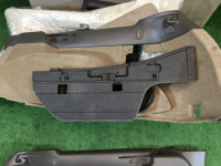 Tapizado del maletero SUBARU LANCASTER OEM 94047AE020AD, 94047AE030AD, 95066AE030GG, 95066AE020GG BHE BH9 BH5 2000 Beige 8L5