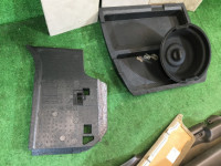 Tapizado del maletero SUBARU LANCASTER OEM 94047AE020AD, 94047AE030AD, 95066AE030GG, 95066AE020GG BHE BH9 BH5 2000 Beige 8L5