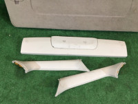 Revestimento da porta da bagageira SUBARU LANCASTER OEM 94320AE011AD, 94310AE020GF, 94310AE030GF, 94310AE000GF BHE BH9 BH5 2000 Beige 8L5
