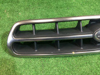 กระจังหน้า 1 SUBARU LANCASTER OEM 91121AE190 BHE BH9 2000 Beige 8L5