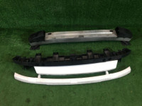 前保险杠 SUBARU LEGACY OEM 57703AG220VW, 57712AG000, 57731AG630, 57731AG640, 57731AG590 BLE BL5 BL9 2003 black 32J