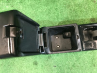 Glovebox and armrest SUBARU LEGACY OEM 92111AG000JC BLE BPE BP5 BL5 BL9 BP9 2003 black 32J