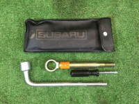 ชุดเครื่องมือ Крюк буксировочный 97010AG000 SUBARU LEGACY