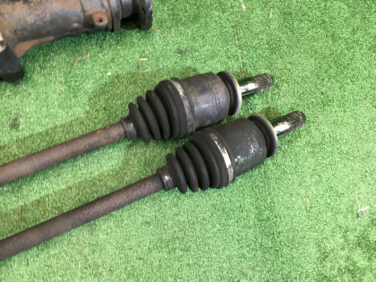 Редуктор G/R=3.082 с приводами SUBARU LEGACY OEM 38300AC200, 38104AA190 BLE BPE 2003 EZ30