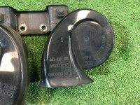 ホーン SUBARU LEGACY OEM 86012AG030, 86012AG020 BLE BPE BP5 BL5 BL9 BP9 2003 EZ30