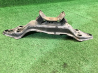 คานรองเกียร์ SUBARU LEGACY OEM 41011AE000, 41022AE120 BE9 BH9 BH5 BE5 2001 EJ254