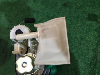 Bomba de combustible SUBARU LEGACY OEM 42021AE000 BE9 BH9 2001 EJ254