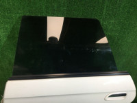 Porta traseira esquerda SUBARU LANCASTER OEM 60400AE270, 60400AE430, 91111AE070MF BH9 1999 white / grey 8K2