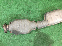 ท่อไอเสียท่อนกลาง SUBARU LEGACY OEM 44200AC080 BG9 BD9 1996 EJ20