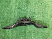 Travesaño de la caja de cambios SUBARU LEGACY OEM 41022AE120, 41011AE000 BE5 BH5 2001 EJ206