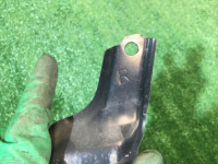 Крепление переднего бампера правое SUBARU LEGACY OEM 57707AE120 BH5 BE5 2001 blue 14L,11K