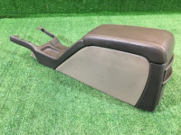 Бардачок подлокотник кожа SUBARU LANCASTER OEM 92111AE030AD, 66150AE020DG, 92132AE000DG BH9 BHE BH5 1998 beige 8L5