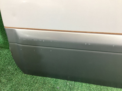Left rear door SUBARU LANCASTER OEM 60400AE170 BH9 BHE 1998 beige 8L5