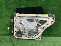Porta traseira direita SUBARU LANCASTER OEM 60400AE160 BH9 BHE 1998 beige 8L5