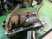 Guarda-lamas traseiro esquerdo SUBARU LANCASTER OEM 51410AE170 BHE BH9 1998 beige 8L5