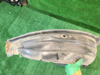 右前轮内衬 SUBARU LANCASTER OEM 59110AE020 BHE BH9 1998 beige 8L5