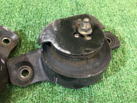 Engine mounts SUBARU LANCASTER OEM 41022AE020, 41022AE030 BH9 BE9 BH5 BE5 1998 EJ254
