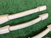 มือจับเพดาน SUBARU LANCASTER OEM 92043AE000GF, 92041AE020GF, 92041AE030GF BHE BH9 1998 beige 8L5