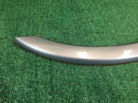 Ensanchador de aleta trasero izquierdo SUBARU LANCASTER OEM 91111AE030MF BHE BH9 1998 beige 8L5