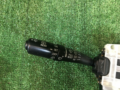 สวิตช์ก้านคอพวงมาลัย SUBARU LANCASTER OEM 83111AE030 BHE BH9 BH5 2000 EZ30
