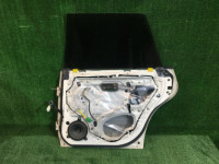 Puerta trasera derecha SUBARU LANCASTER OEM 60400AE420 BHE BH9 2000 white 07C