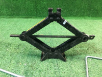 Jack SUBARU LANCASTER OEM 97030AC061 BHE 2000