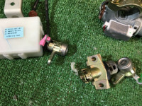 ชุดล็อกพร้อมกุญแจ SUBARU LANCASTER OEM 57491AE541 BHE 2000 white 07C