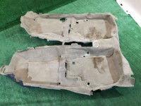 พรมปูพื้นห้องโดยสาร SUBARU LANCASTER OEM 95011AE050GG BHE BH9 BH5 2000 white 07C