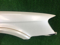 Guarda-lamas dianteiro direito SUBARU LANCASTER OEM 57120AE021 BHE BH9 2000 white 07C
