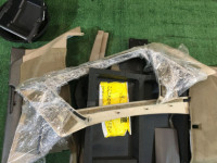 แผงบุห้องเก็บของท้าย SUBARU LANCASTER OEM 94072AE000AD, 94072AE010AD, 94015AE020GF, 95066AE020GG, 95066AE030GG BHE BH9 BH5 2000 white 07C