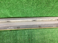 左サイドシル SUBARU LANCASTER OEM 91111AE090YF BHE BH9 2000 white 07C